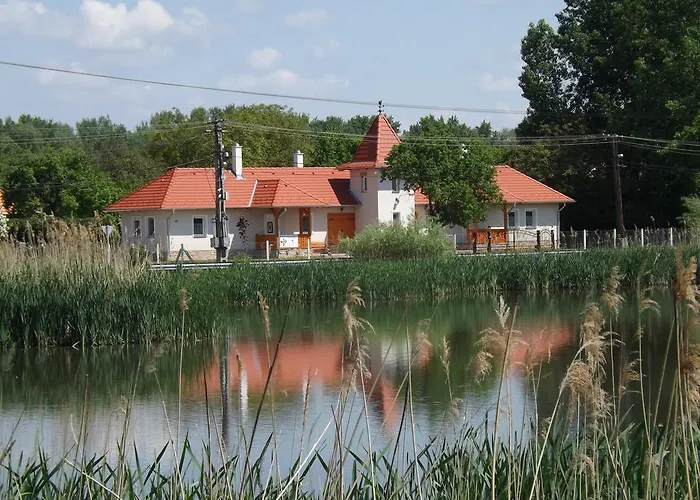 Nagybajcsi Koertefa Vendeghaz