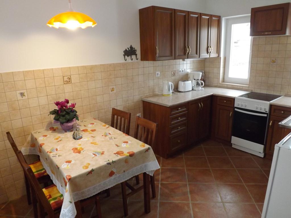 Apartment Nagybajcsi Koertefa Vendeghaz *