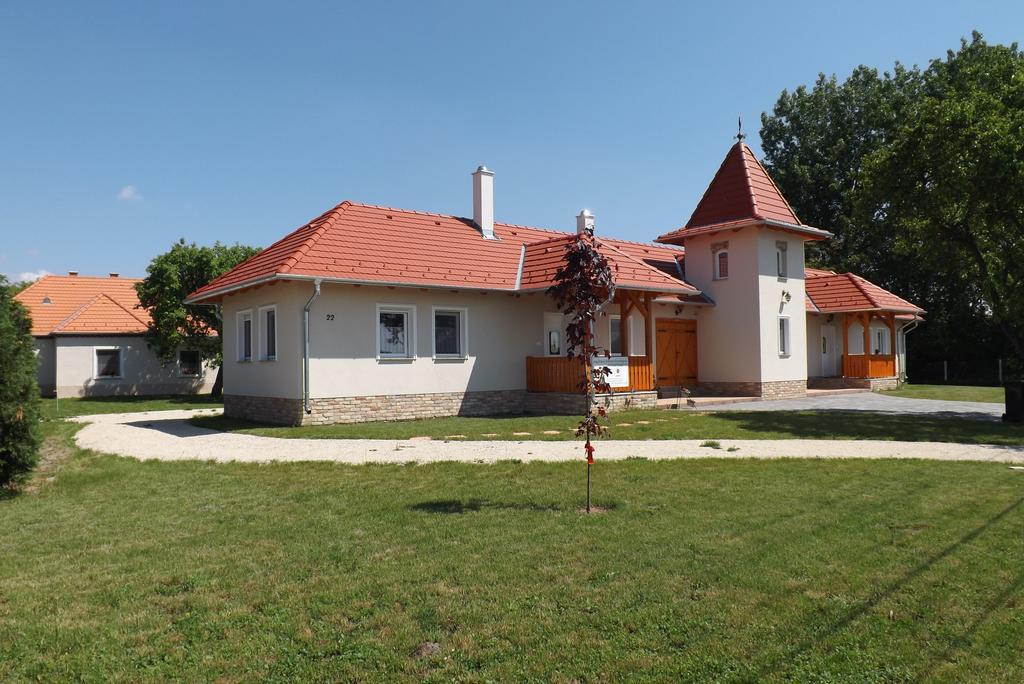 Nagybajcsi Koertefa Vendeghaz Nagybajcs